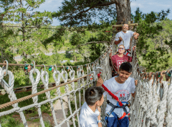 Benefits of Choosing Acrobranch as a Family Outing